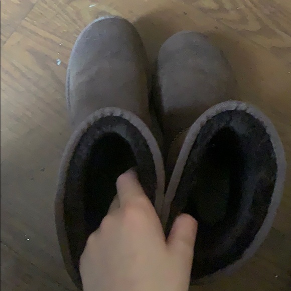 Ugg women’s size 8 kids size 6 Chocolate brown - Picture 5 of 5
